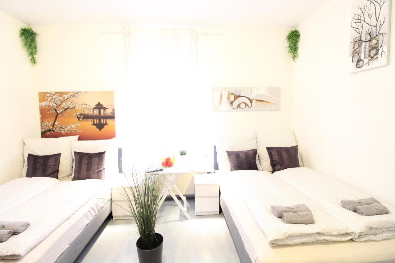 Downtown Apartments Ulm - Im Herzen Von Ulm & Komfortable Boxspringbetten 外观 照片